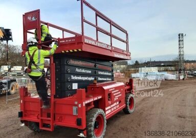 Platformă foarfecă MAGNI DS2223RTP Diesel 22,00 m