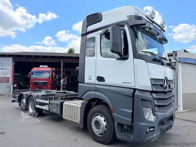 Autocamion cu caroserie interschimbabilă MERCEDES-BENZ Actros2540/6x2/Fahrschule/5-Sitze/BIG-SPACE/Lift
