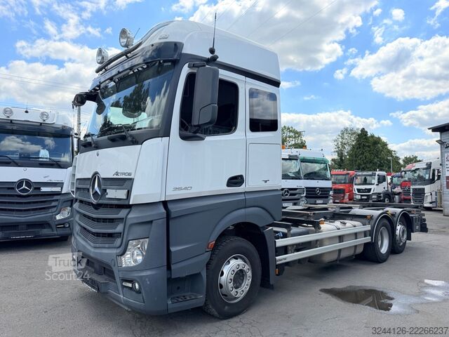 Autocamion cu caroserie interschimbabilă MERCEDES-BENZ Actros2540/6x2/Fahrschule/5-Sitze/BIG-SPACE/Lift