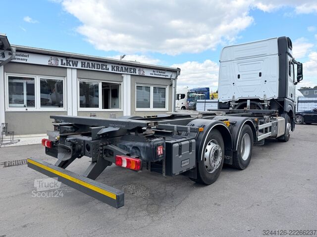 Autocamion cu caroserie interschimbabilă MERCEDES-BENZ Actros2540/6x2/Fahrschule/5-Sitze/BIG-SPACE/Lift