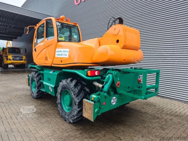 Rotating telescopic handler Manitou MRT 2150 Ptivilege Remote Control!
