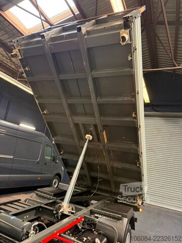 Savitarnos furgonas FUSO Canter 7C18 3 Seiten Kipper Klima LED SPUR AHK