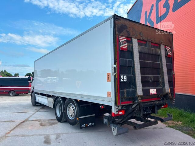 Korpus pudełka Scania P 370 6x2*4 RETARDER / BOX L=8451 mm