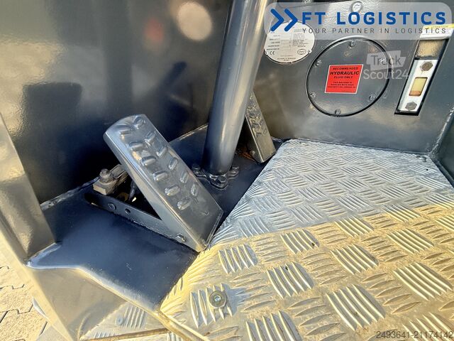 4-way forklift Combilift C2500CB DIESEL TRIPLEX 5500 POSITIONER