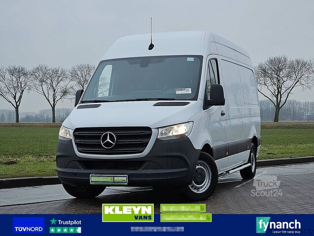 Bestelauto MERCEDES-BENZ SPRINTER 311 L2H2 Mbux RWD!