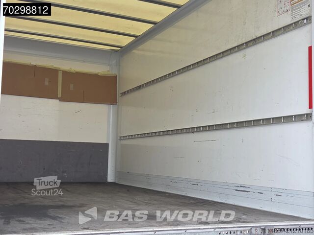 Suitcase Iveco Daily 35C16 Furgón de plataforma elevadora con ...