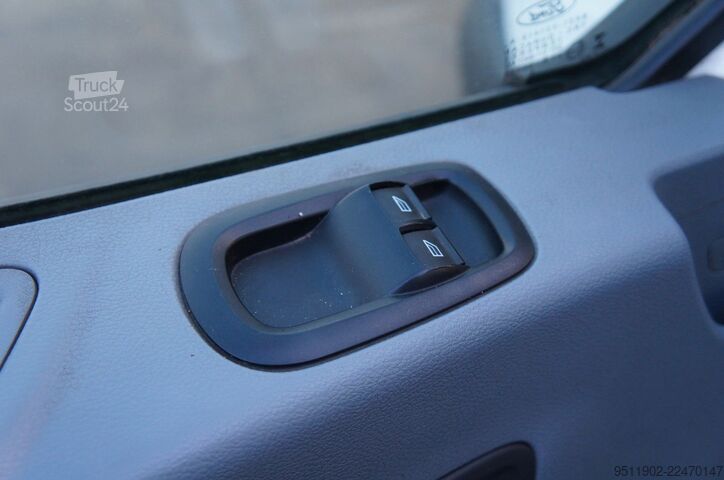 شاحنة نقل صغيرة قلاب FORD Transit 2.2 TDCi Kipper N1 Zwillingsbereif 3.28m