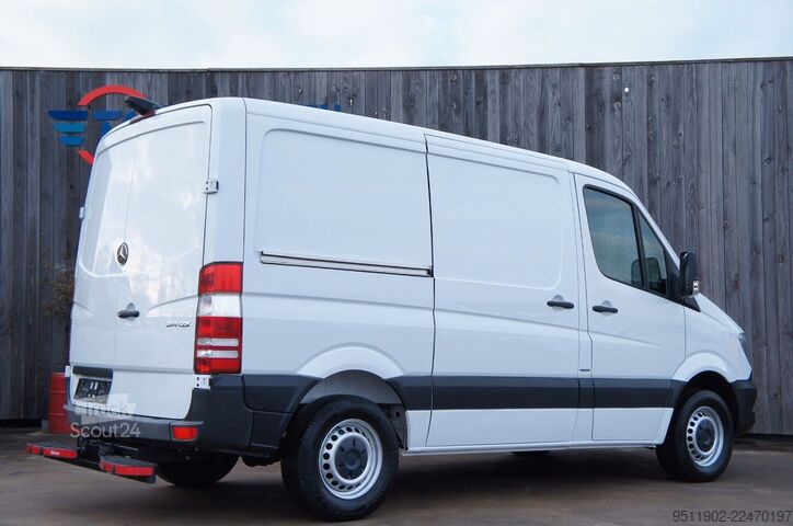 Panelinis furgonas MERCEDES-BENZ Sprinter 313 CDi L1H1 Kamera AHK Klima Euro5