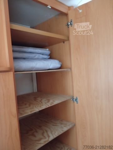 Autocaravana con alcoba WEINSBERG Orbiter501,6 Gurt u.Schlafpl            plätze,