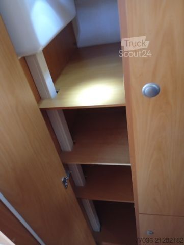 Autocaravana con alcoba WEINSBERG Orbiter501,6 Gurt u.Schlafpl            plätze,