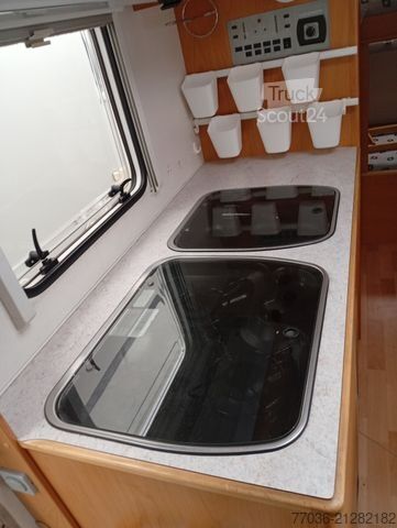 Autocaravana con alcoba WEINSBERG Orbiter501,6 Gurt u.Schlafpl            plätze,
