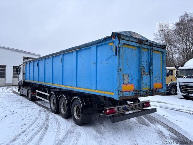 Billenős félpótkocsi  Stahlmuldenkipper für Schrotttransport