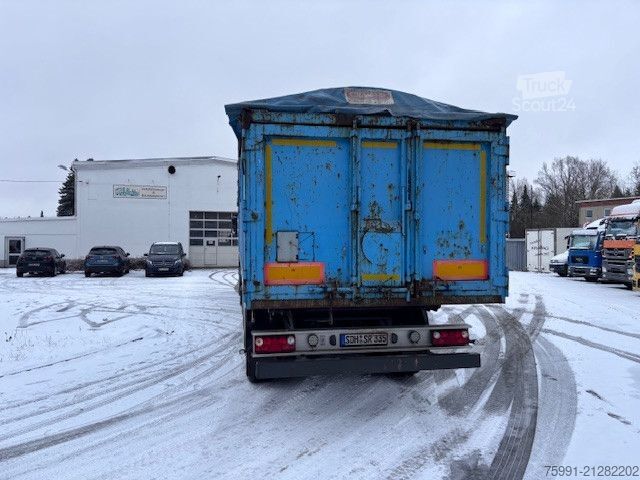 Billenős félpótkocsi  Stahlmuldenkipper für Schrotttransport