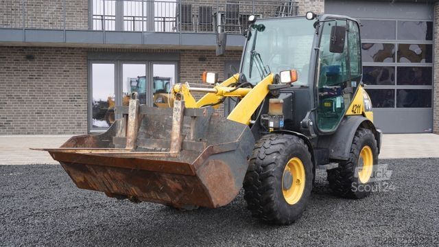 Radlader KOMATSU WA 70 Radlader Gabel Schaufel Zentralschmieranla