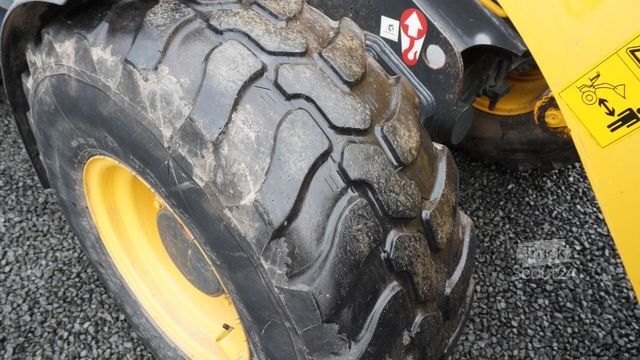 Radlader KOMATSU WA 70 Radlader Gabel Schaufel Zentralschmieranla