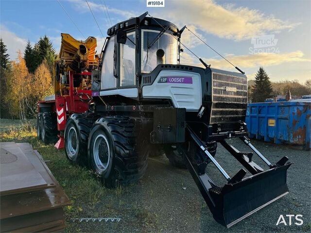 Kėlimo įrankis Logset 12F load carrier w/ World Power 180 T/M crane from
