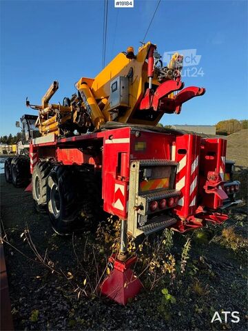 Kėlimo įrankis Logset 12F load carrier w/ World Power 180 T/M crane from