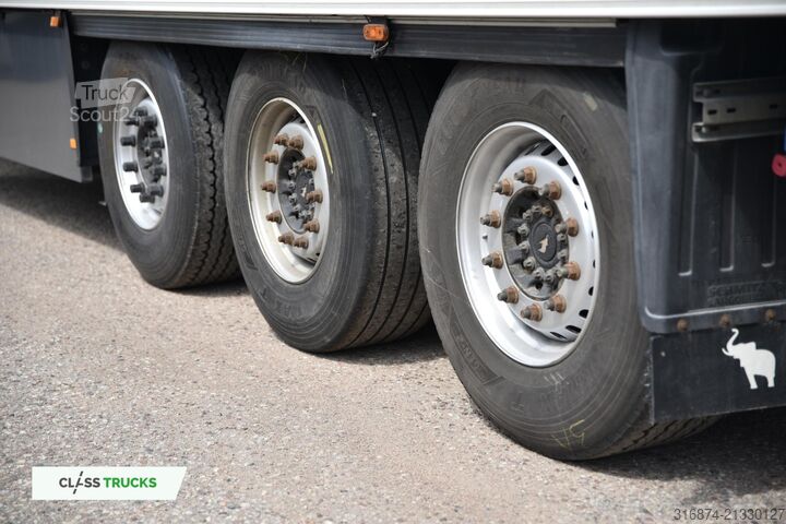 Semiremorcă frigorifică SCHMITZ CARGOBULL SKO FP 60 ThermoKing SLXi 300