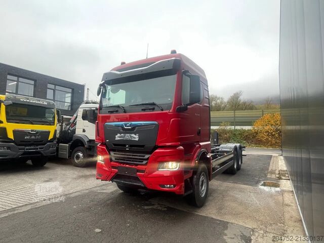 Fahrgestell mit Fahrerhaus MAN TGX 33.510 MAN TGX 33.510 6X4 BB