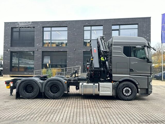Standard-SZM MAN TGX 26.580 MAN TGX 26.580 6x4 Kran Hiab 302-6 +...
