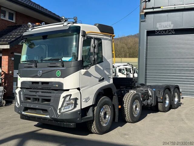 Fahrgestell mit Fahrerhaus Volvo FMX 500 Volvo FMX 500 8x4