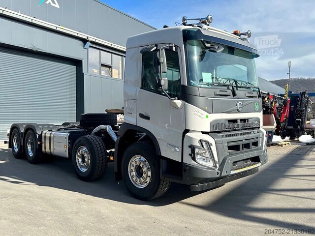 Fahrgestell mit Fahrerhaus Volvo FMX 500 Volvo FMX 500 8x4
