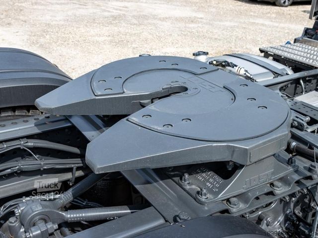 Standard SZM MERCEDES-BENZ Arocs 1851 LS HAD Navi NAVI LM - 2 Kreis Kipphyd