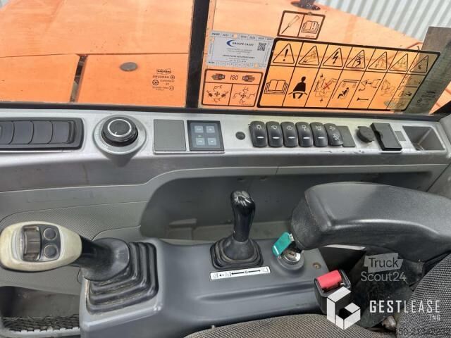 Rovoskopnalagalnik Doosan DX85R-3