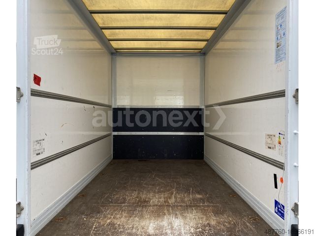 Transporter mit Koffer VOLKSWAGEN Crafter 35 Automat *KAMERA+NAVI+KLIMA* (8318)