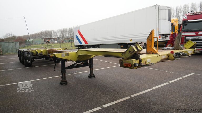 Transport av containrar D-tec Extendable container transport trailer