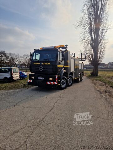 Ciężarówka specjalnego przeznaczenia Mercedes SK