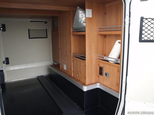 Polointegrovaný obytný vůz Hymer MLT 580