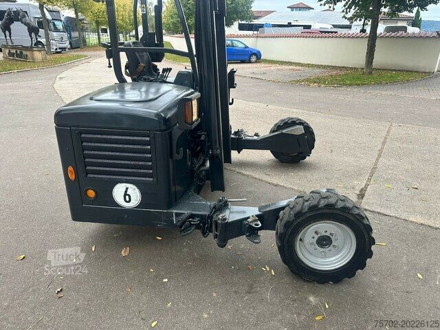 Čelni viličar Moffett M4 25.3 Mitnahmestapler