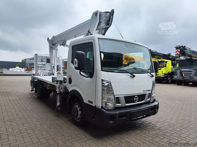 Plataforma elevadora Nissan Cabstar 35.12 NT400 Multitel MJ201