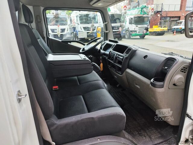 Platforma podnosząca Multitel MJ201 Nissan Cabstar 35.12 NT400
