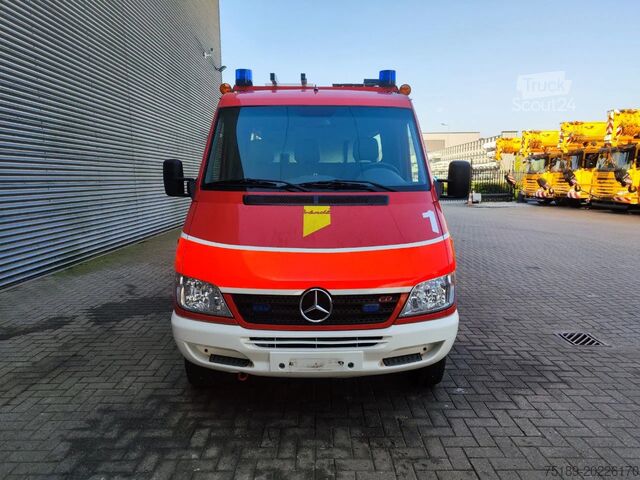 Pakettiauto Mercedes-Benz Sprinter 416 CDI 4x4