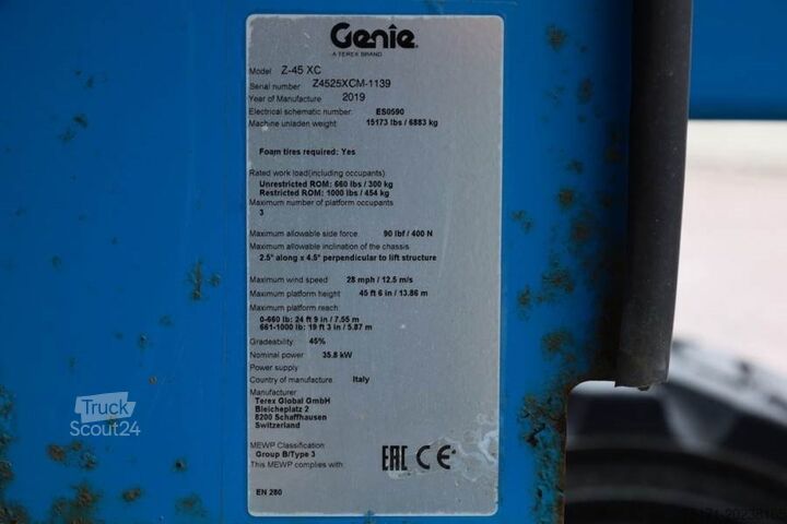 Plataforma de trabalho telescópica articulada Genie Z45XC GUARANTEE, Diesel, 4x4 Drive, 16m Working He