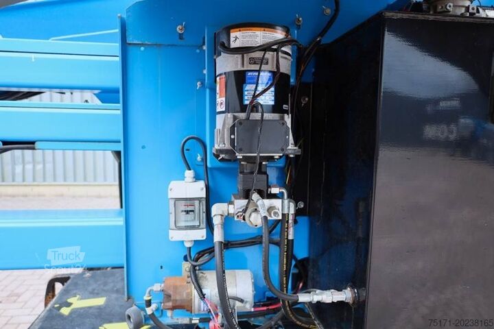 Plataforma de trabalho telescópica articulada Genie Z45XC GUARANTEE, Diesel, 4x4 Drive, 16m Working He