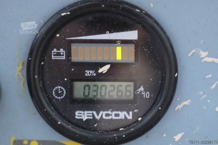 Škarjasto dvigalo Haulotte Compact 12RTE Electric, 12m Working Height, 450kg