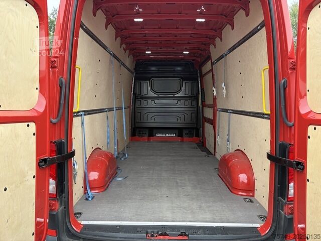 Ploščati dostavnik Volkswagen Crafter 35 Maxi L4H3 1Hand PDC