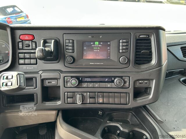Estándar-SZM Scania R450 Highline / Retarder / 912 dkm / APK TUV 03-26