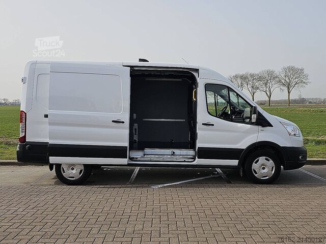 Bestelauto FORD TRANSIT 2.0 L3H2 Navi Trekhaak