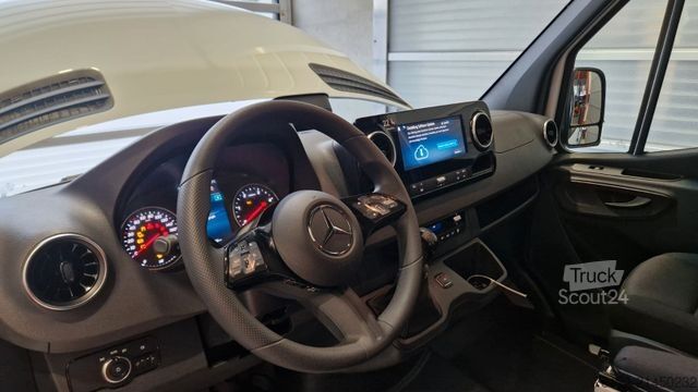 Minibus MERCEDES-BENZ Sprinter Lord Light 22 Sitzer 5 x Lagerfahrzeug