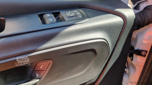 Микробус MERCEDES-BENZ 517 / 515 Frontniederflur mit  Ada Systeme