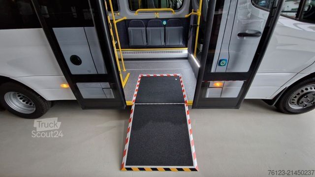 Микробус MERCEDES-BENZ 517 / 515 Frontniederflur mit  Ada Systeme