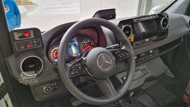 Микробус MERCEDES-BENZ 517 / 515 Frontniederflur mit  Ada Systeme