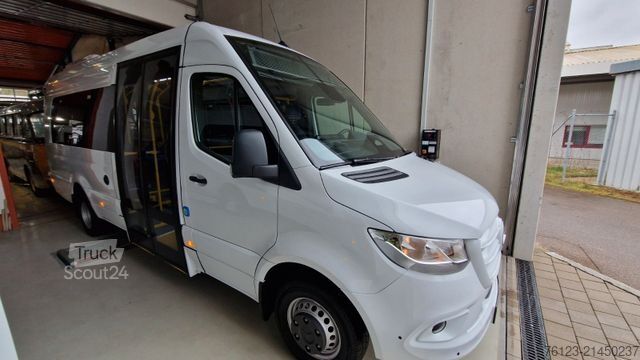 Микробус MERCEDES-BENZ 517 / 515 Frontniederflur mit  Ada Systeme