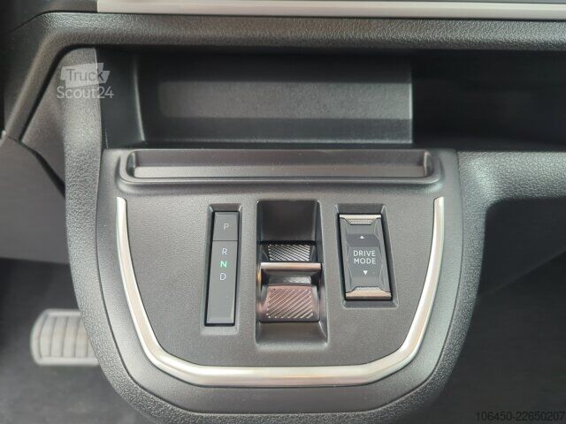 Minibus Peugeot Traveller Active 180 L2 +180°Kamera+Navigation+