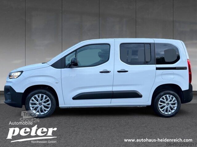 Speciallastbil Fiat Doblo Kombi 5 Sitze Autom Sitzh. Klimaauto Rückfahrkam