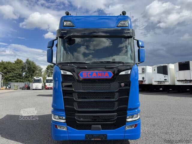 Tractor estándar Scania S 520 V8 4x2 Luft / Luft Leder LED Retrader